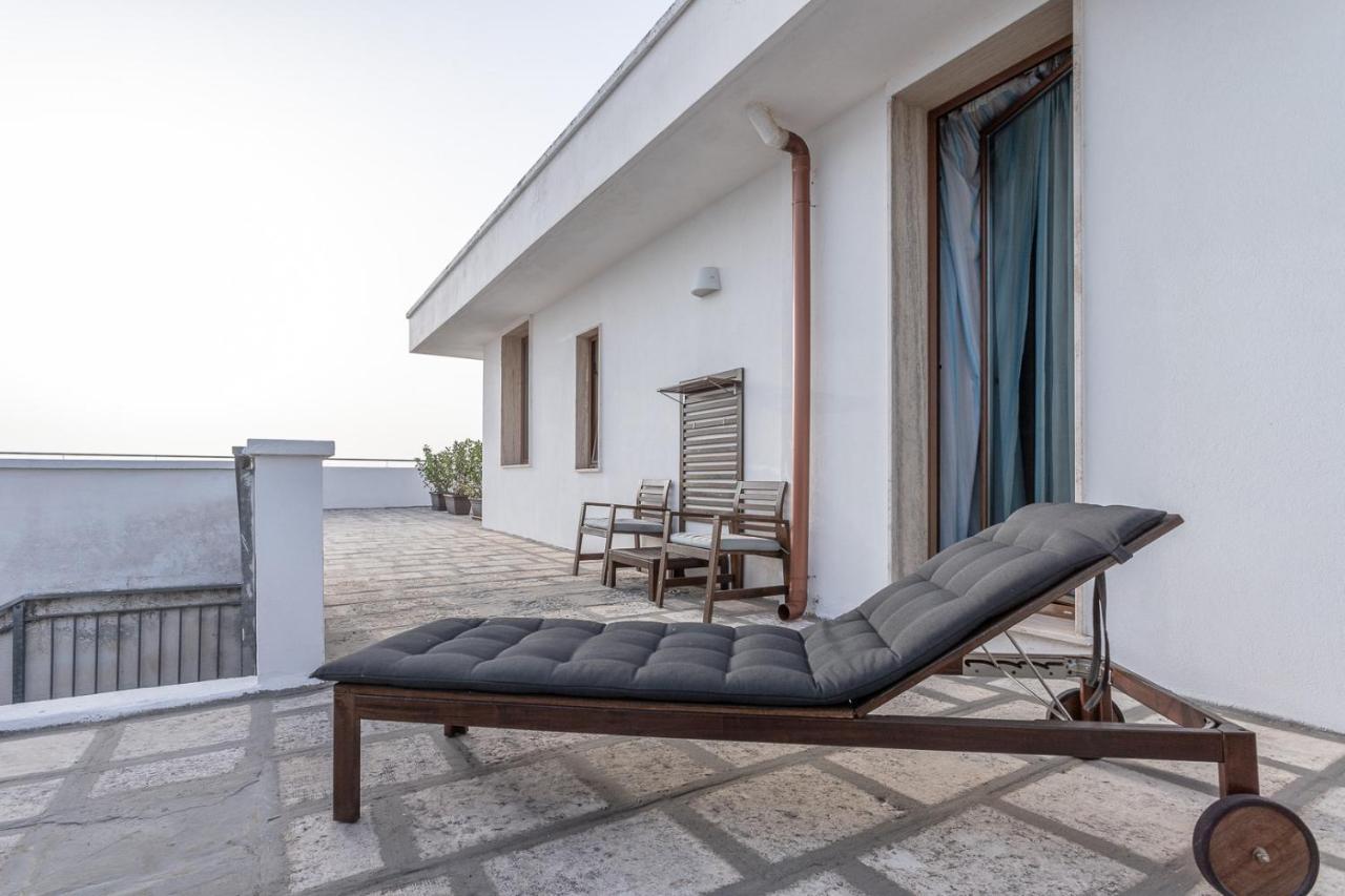 Club Azzurro Hotel & Resort Порто-Чезарео Экстерьер фото