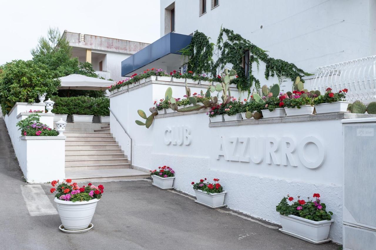 Club Azzurro Hotel & Resort Порто-Чезарео Экстерьер фото
