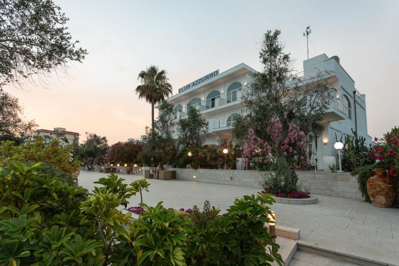 Club Azzurro Hotel & Resort Порто-Чезарео Экстерьер фото